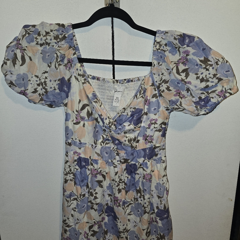 Maxi Dress - Picture 2 of 4